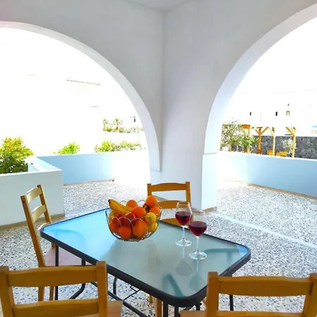 Apartment Oasis Perissa (Santorini)
